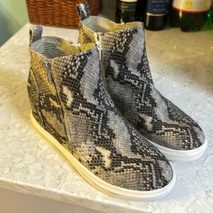 Madden girl snake print zip up boots